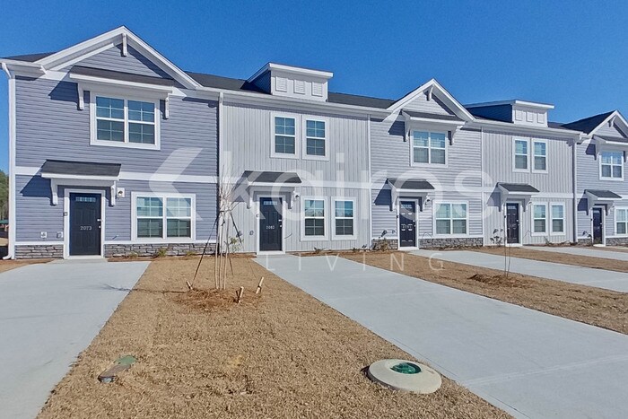 Building Photo - 2083 Banyan Cir