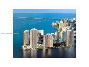 Building Photo - 888 Brickell Key Dr