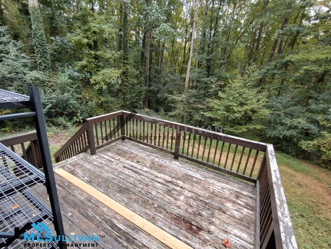 Building Photo - 1321 Valley Run