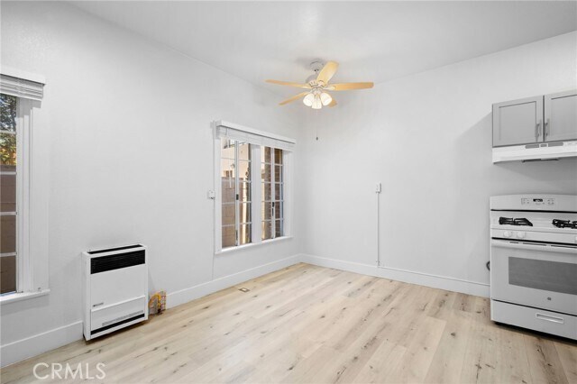 Building Photo - 228 S Kenwood St