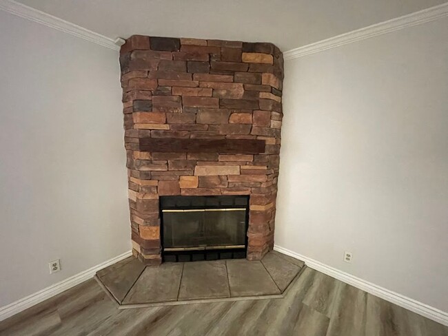 Building Photo - Newly Remodeled 3 bed 2.5 bath Long Beach ...