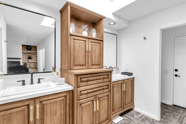 Building Photo - 45680 Vista Dorado Dr