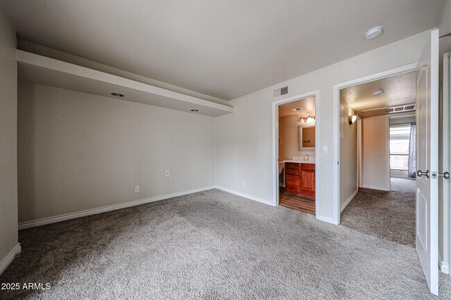 Building Photo - 3435 W Danbury Dr