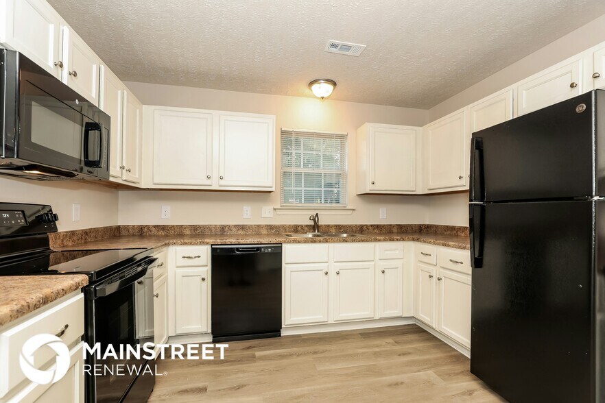 Building Photo - 1609 Tellico Ave