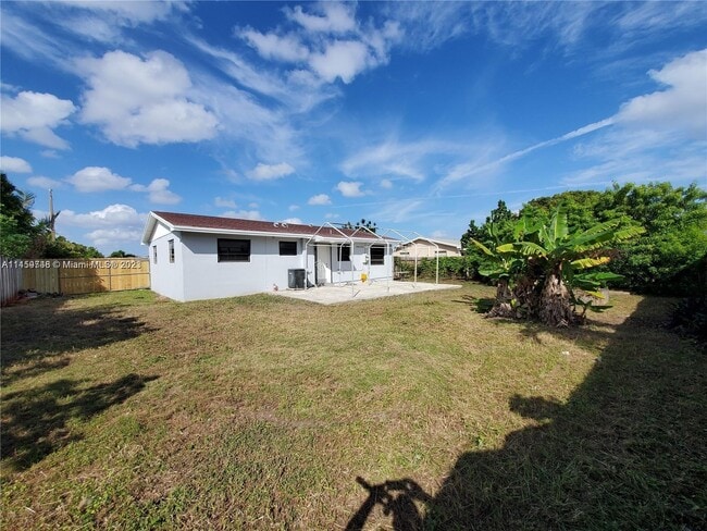 Building Photo - 11410 SW 193rd St