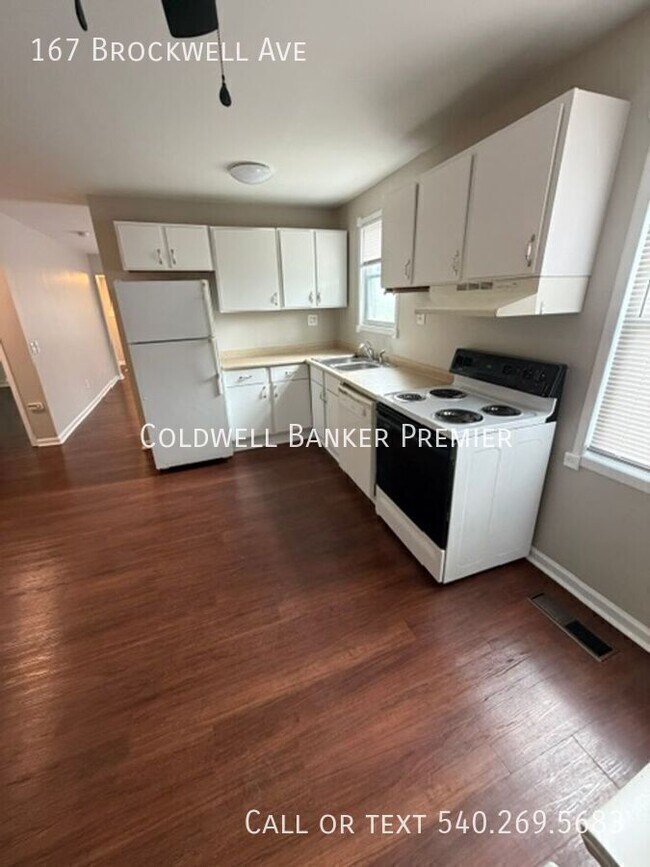 Building Photo - 167 Brockwell Ave