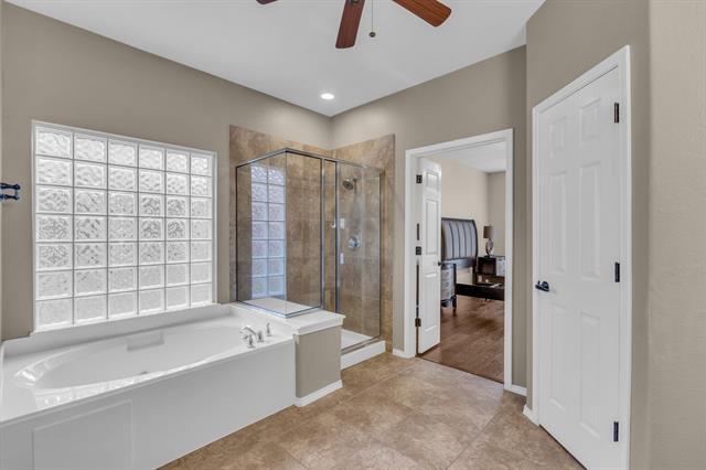 Building Photo - 754 Monterey Dr