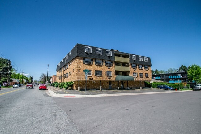 Building Photo - 809 N Dexter St