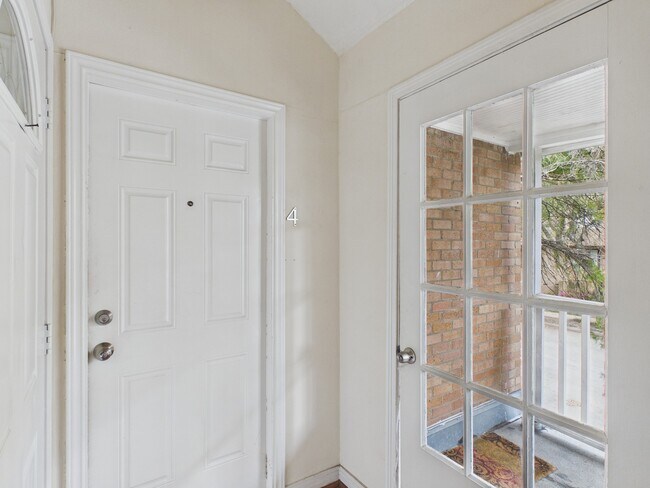 Building Photo - 5110 Academy St