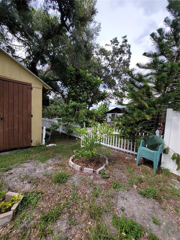Building Photo - 8320 Woodlake Pl
