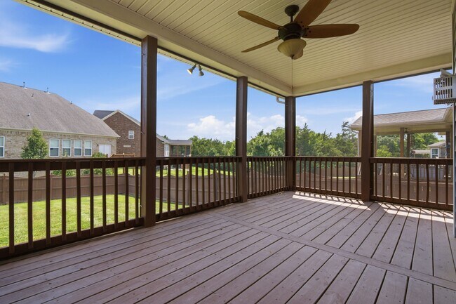 Building Photo - 5036 Winslow Dr