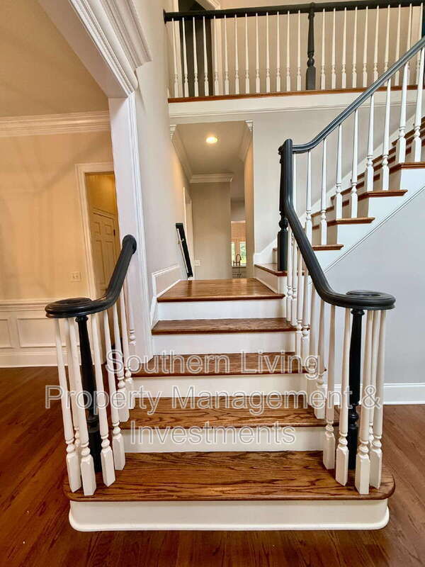 Building Photo - 1806 Asbury Hall Ct