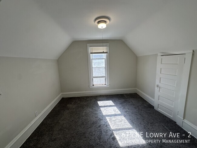 Building Photo - 675 NE Lowry Ave