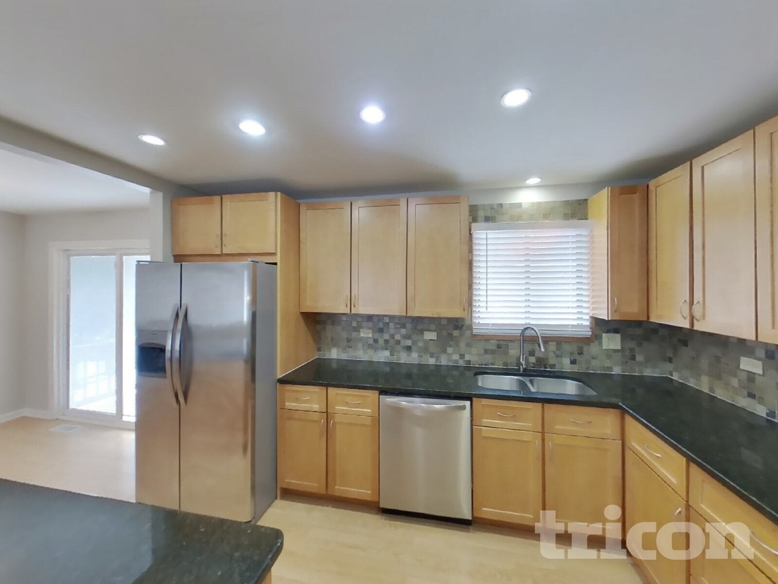 Building Photo - 1130 Pinehurst Ln