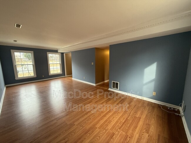 Building Photo - 12009 Stansbury Dr