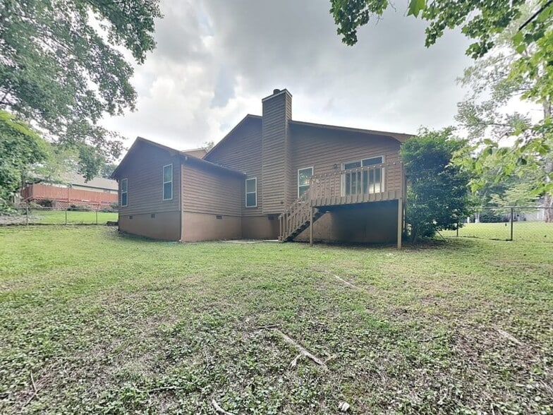 Building Photo - 10850 Spotted Pony Trail