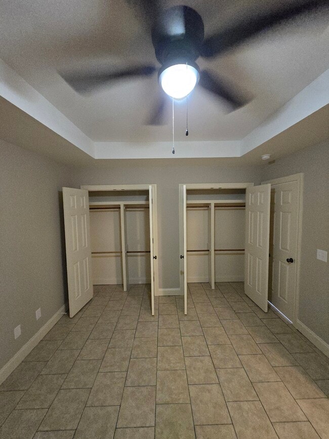 Building Photo - 1405 Allies Ct
