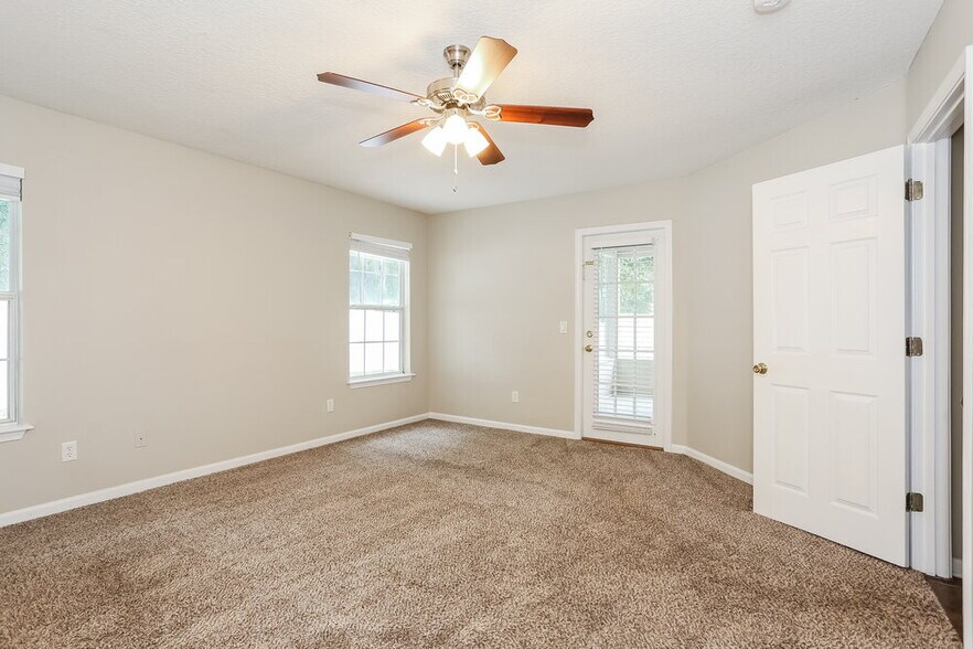 Building Photo - 741 Indigo Run Dr