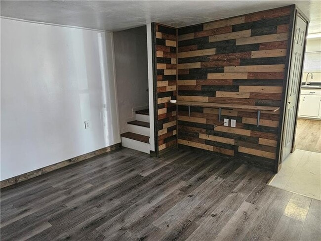 Building Photo - 3008 Turk St