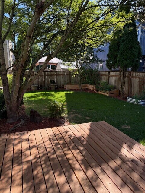 Building Photo - Charming 3 bedroom home