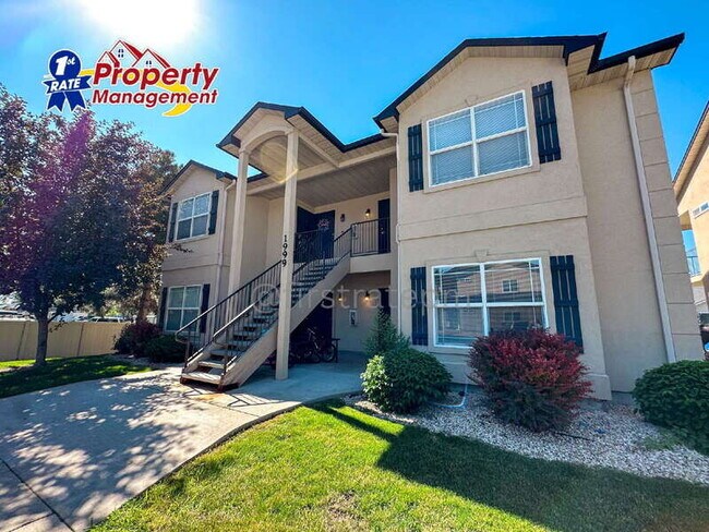 Building Photo - 1949 E Wilson Ln