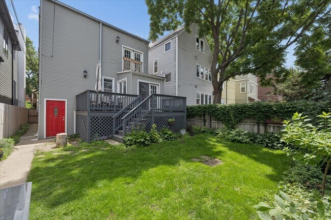 Building Photo - 3842 N Bell Ave