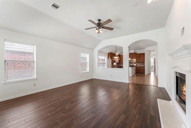Building Photo - 28519 Lockeridge View Dr