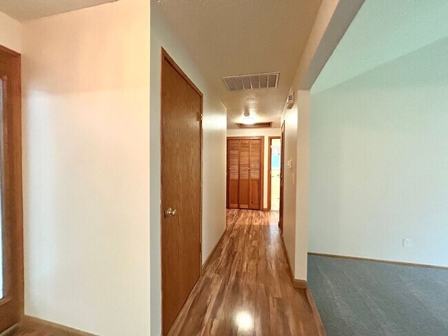 Building Photo - One Of The Top Rated Gems Of 2026: Serene 3 Bed + Bonus Room, 2.5 Bath Spacious House!