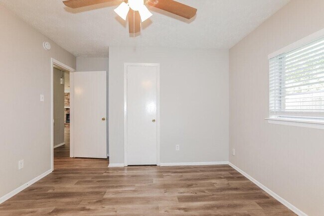 Building Photo - 4510 Tylergate Dr