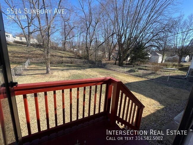 Building Photo - 5514 Sunbury Ave