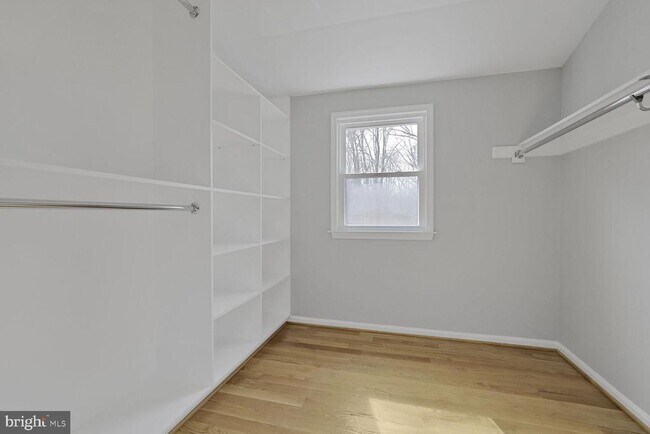 Building Photo - 11620 Piney Spring Ln