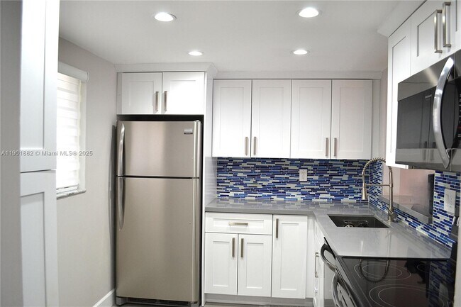 Primary Photo - 8045 SW 107th Ave