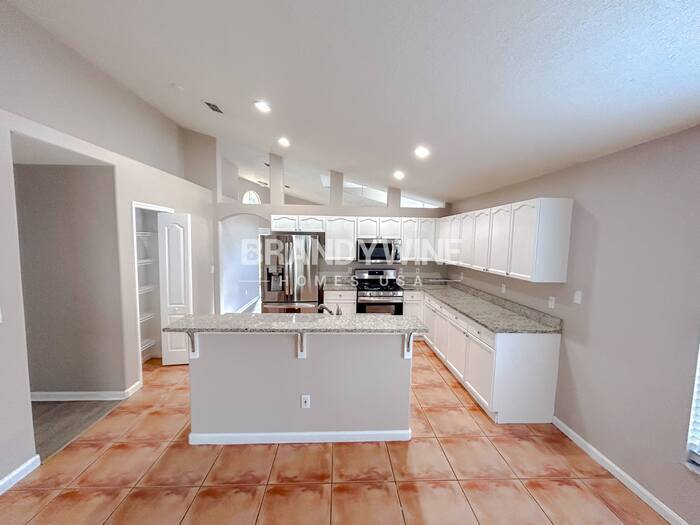 Building Photo - 15412 Bay Vista Dr