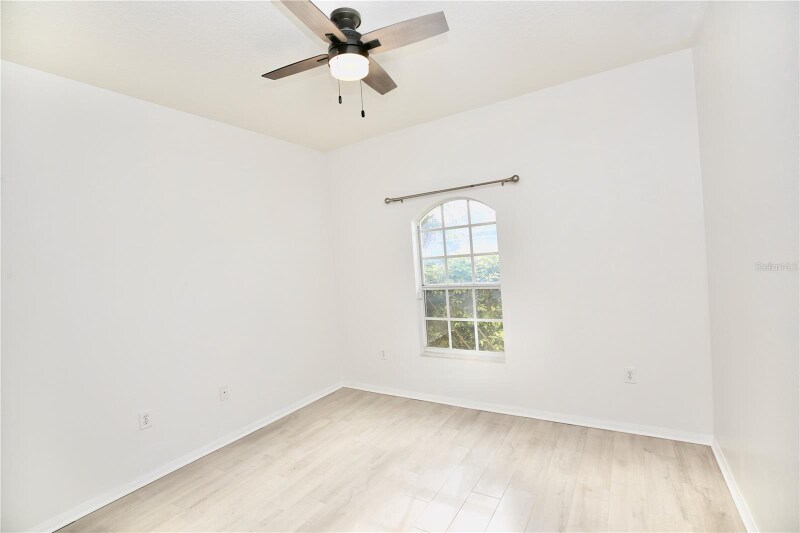 Building Photo - 24421 Breezy Oak Ct