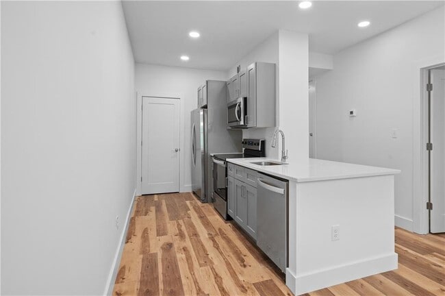 Building Photo - 855 Piedmont Ave NE