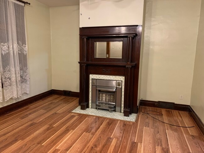 Building Photo - 2017 Veronica St