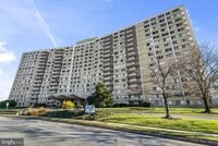 Building Photo - 301 N Beauregard St