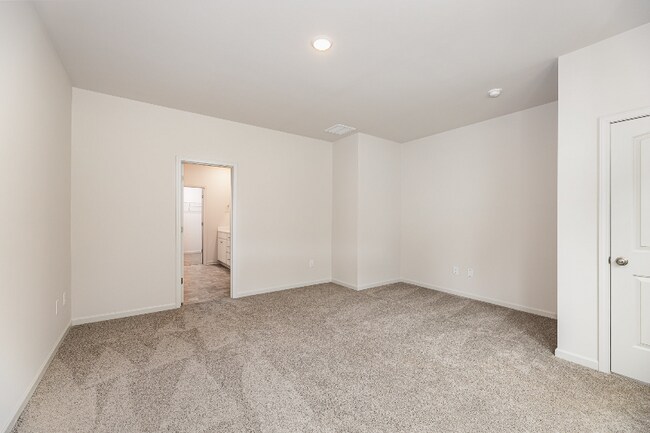 Building Photo - 6367 Sheringham Dr