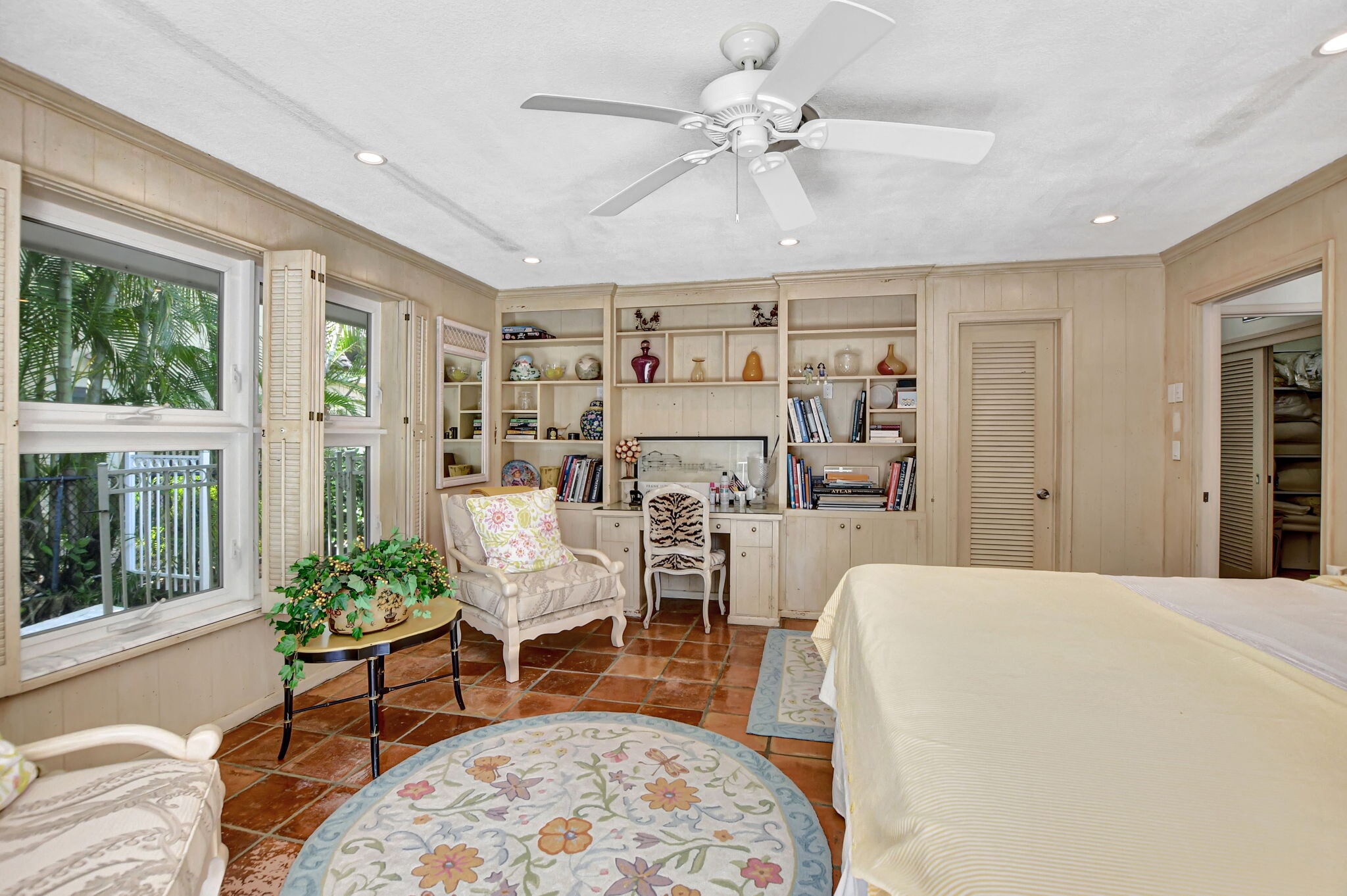 Bedroom with queen bed view of patio - 1350 Spanish River Rd