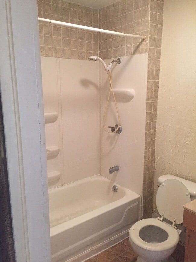 Building Photo - 1 Bed / 1 Bath House in Springfield, MO