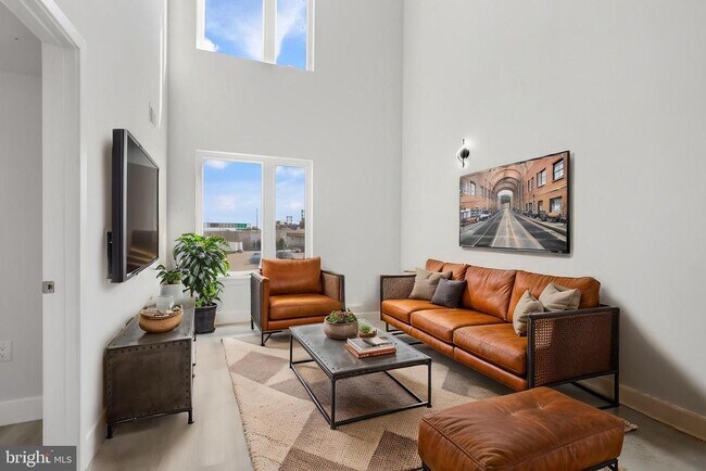 Building Photo - 800 Callowhill St