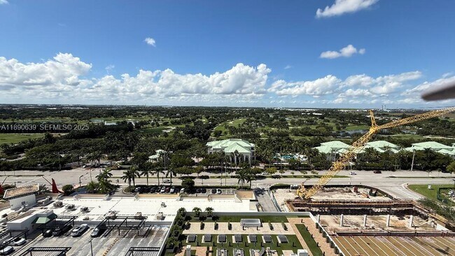 Building Photo - 5300 NW 85th Ave