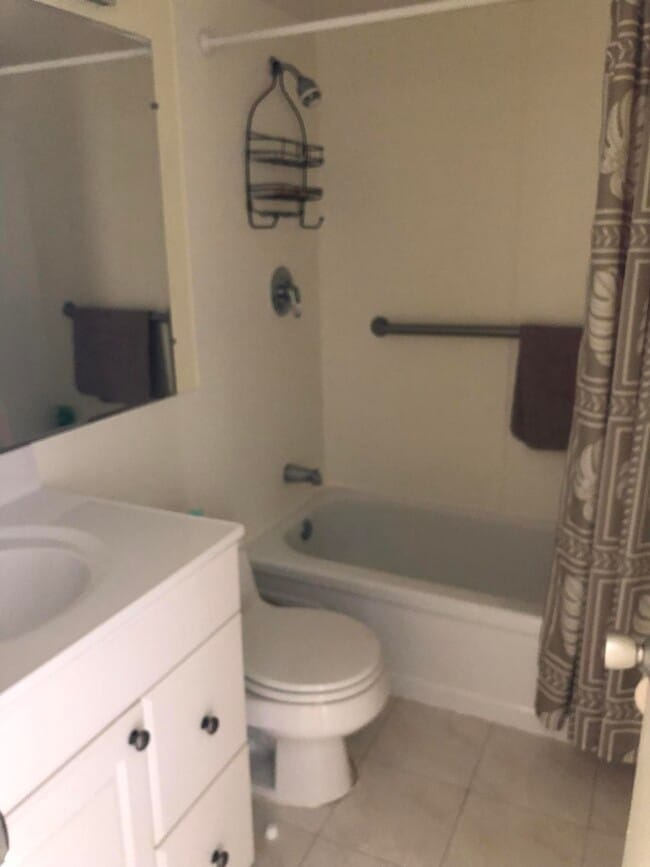 Building Photo - 23 Coventry A