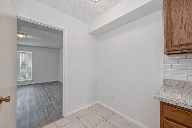 Building Photo - 14179 Misty Meadow Ln