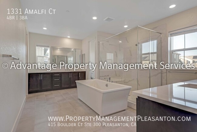Building Photo - 1331 Amalfi Ct