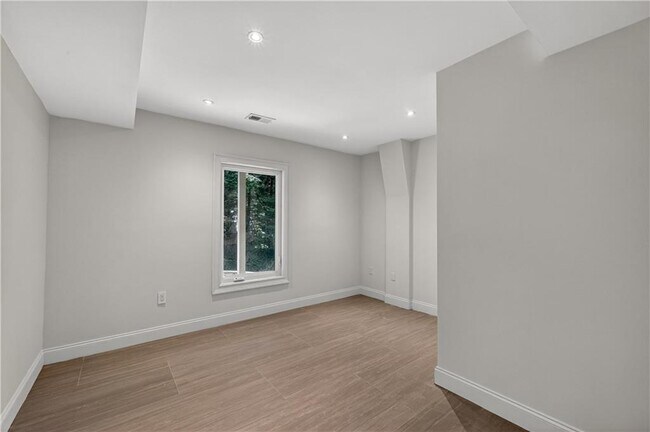 Building Photo - 4610 W Morton Rd