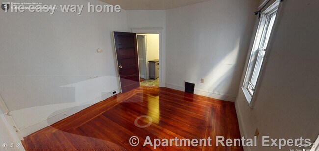 Building Photo - 296 Highland Ave