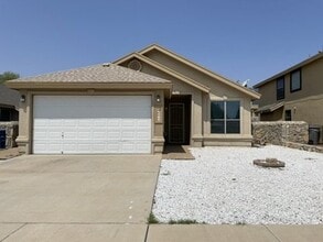 Building Photo - 11249 Duster Dr