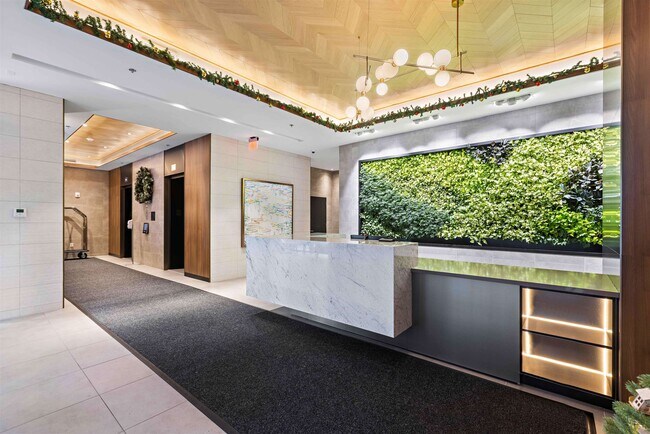 Building Photo - 1000 Maxwell Ln