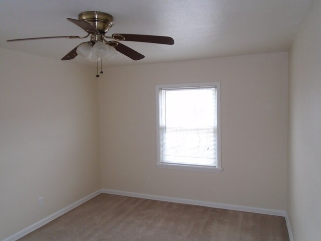 Building Photo - Boyce Properties
